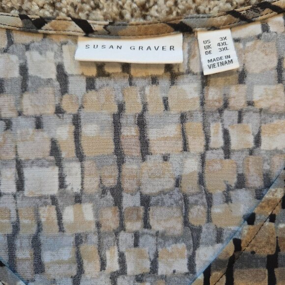 Susan Graver Liquid Knit Shirt Top Size 3XL Geometric Brown Bell Sleeve Stretch - Picture 3 of 8